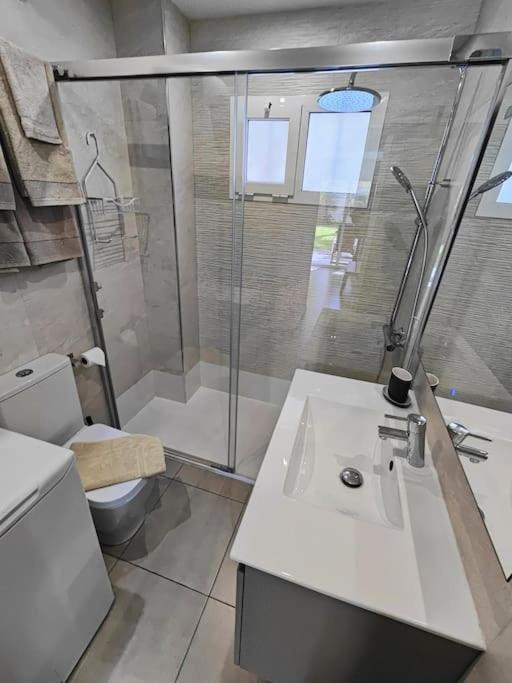 Playa Del Ingles: Beautiful Renovated Apartment San Bartolomé Exterior photo